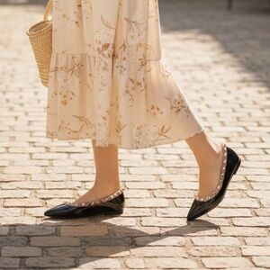 Black and Tan Rockstud Flats